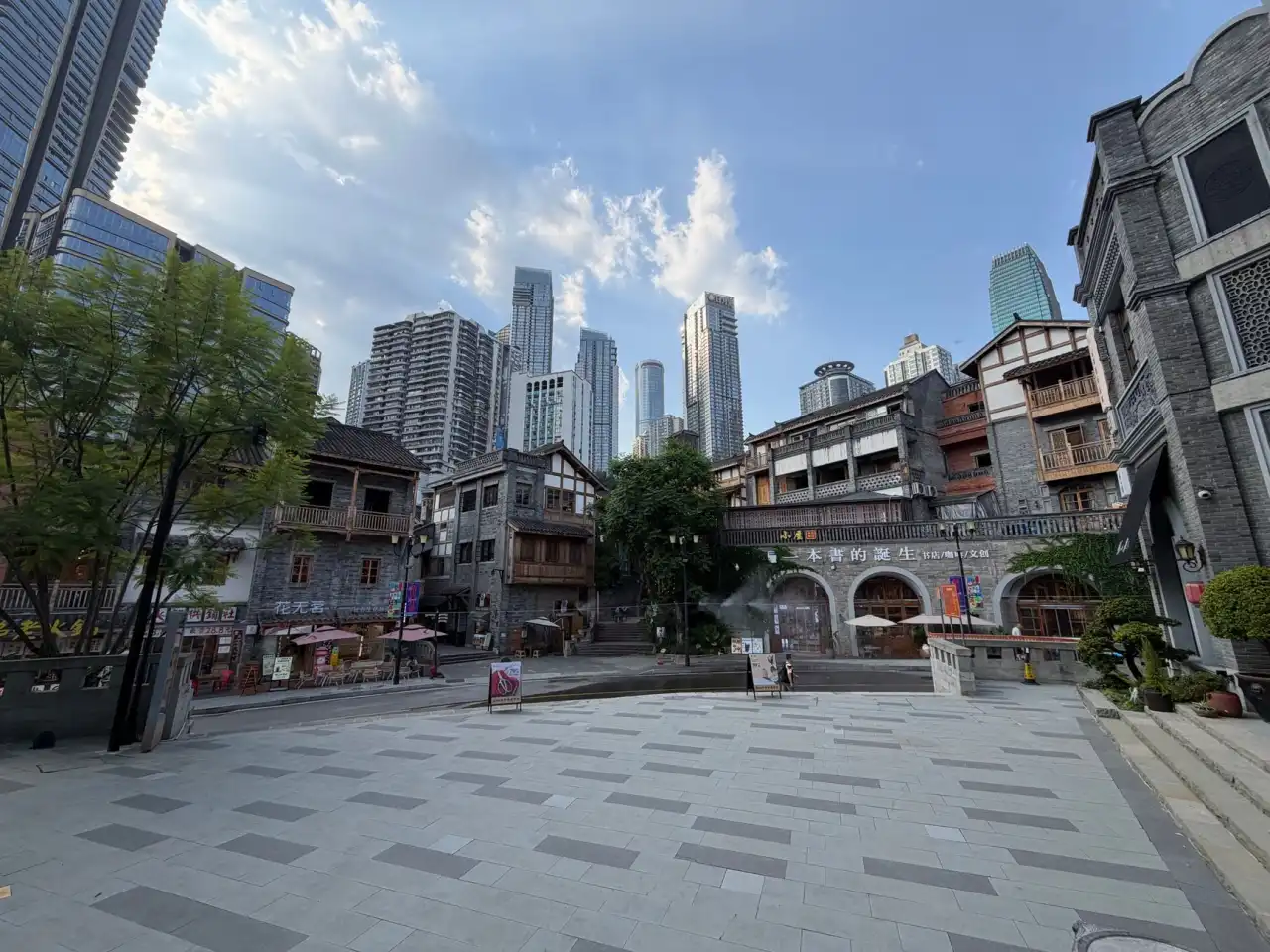 2024郑州办公桌椅选购指南：不同材质与规格的参数对比分析